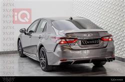 تۆیۆتا کامری